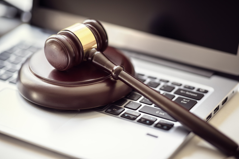 Should You Make An Online Will Or Hire An Attorney?